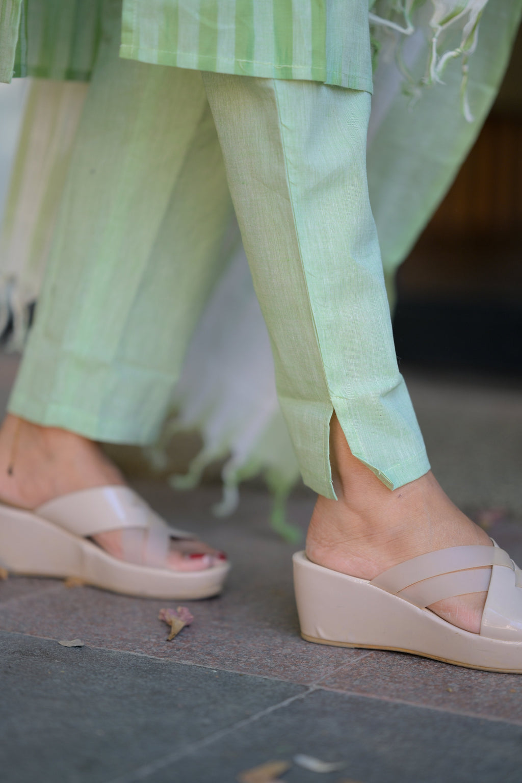 handloom cotton suit set with dupatta in green colour