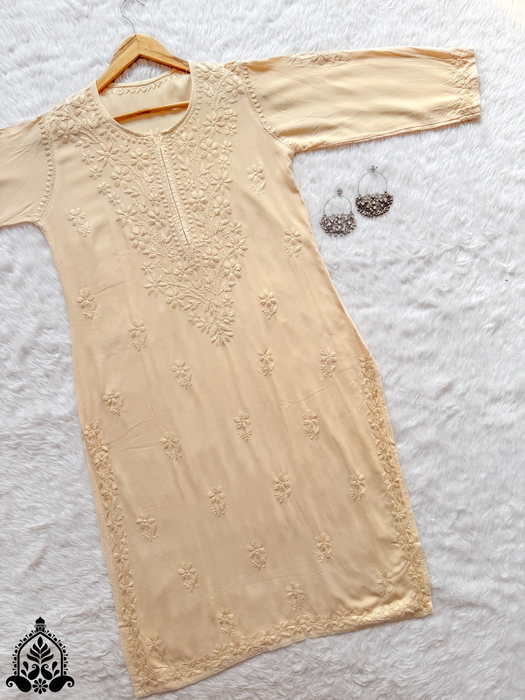 Hala Chikankari Solid Rayon Straight Kurta