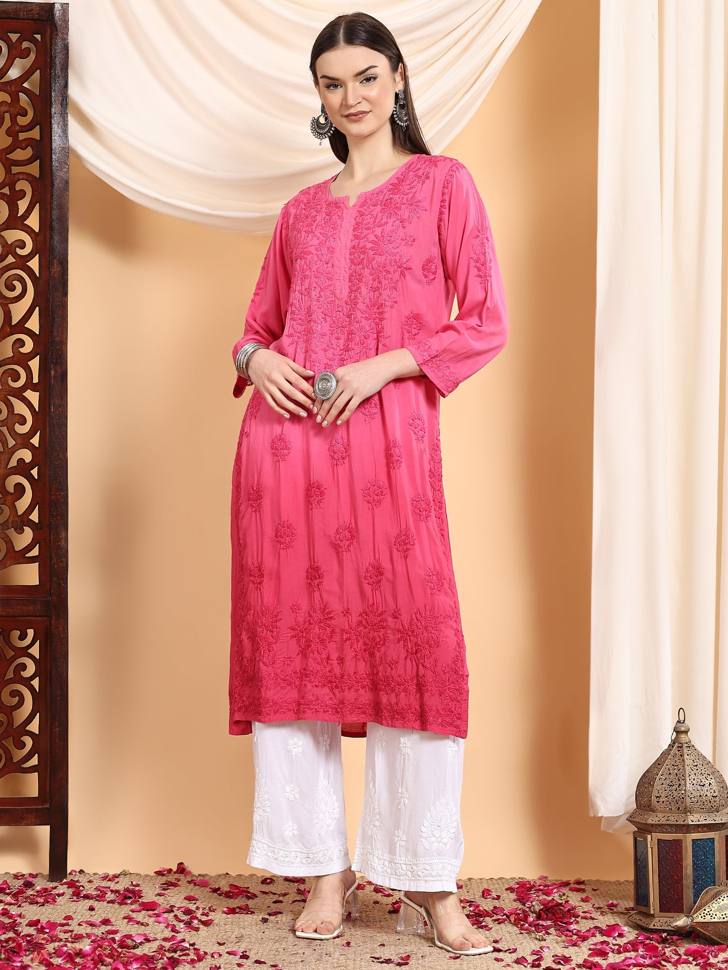 Sara Chikankari Ombre Modal Straight Kurta