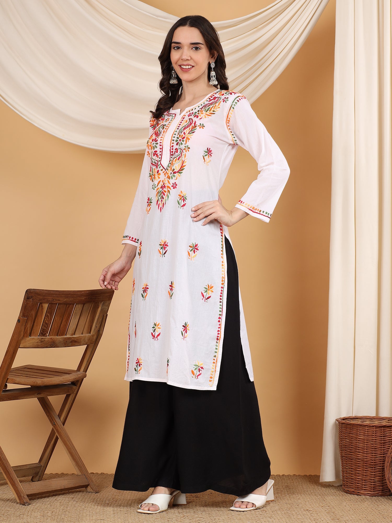 Isha Chikankari White Multi Cotton Straight Kurta
