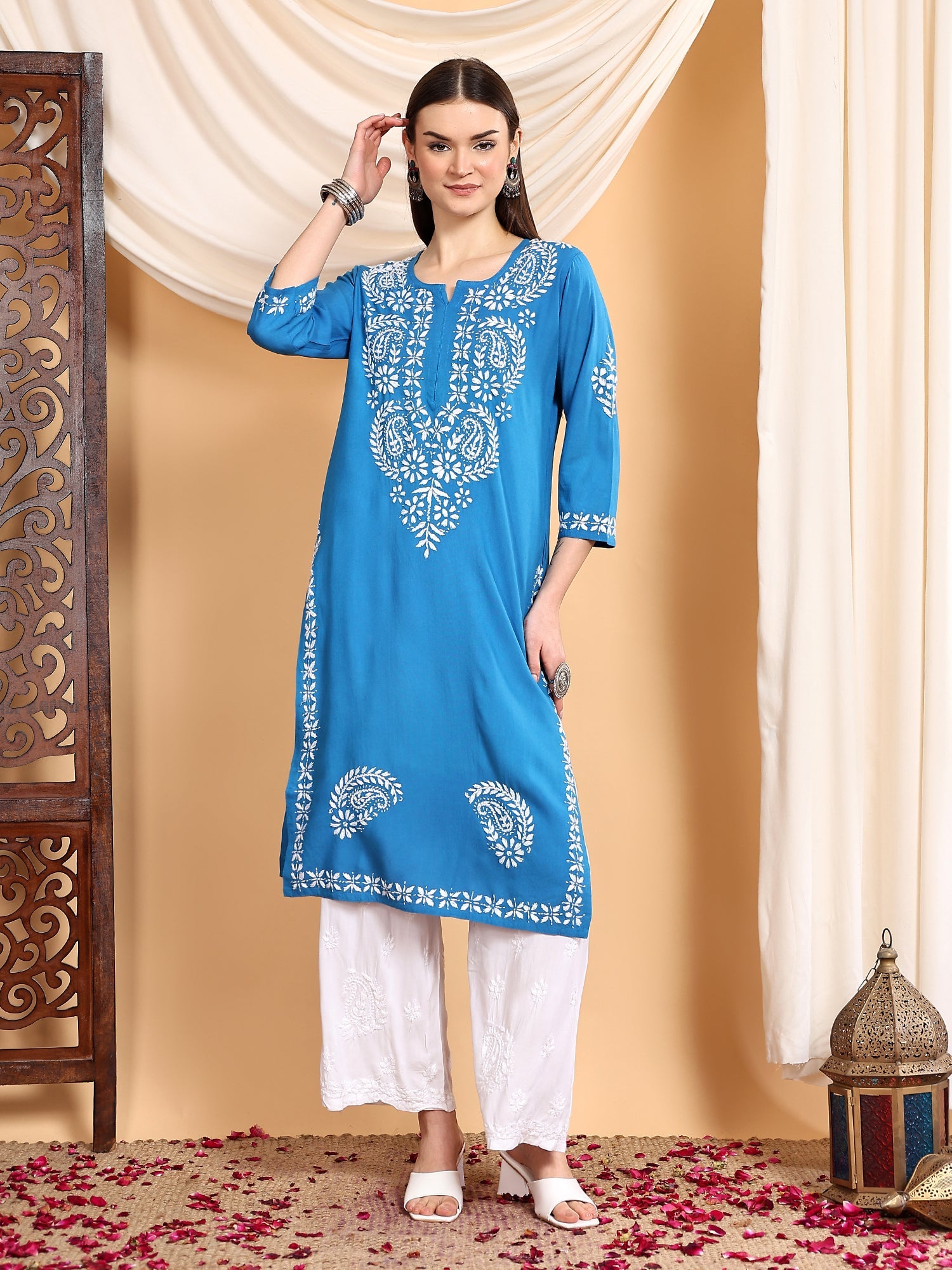 Shifa Chikankari Minimal Rayon Straight Kurta