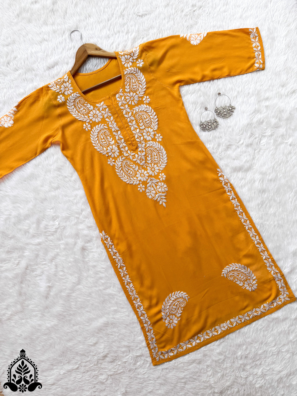 Shifa Chikankari Minimal Rayon Straight Kurta